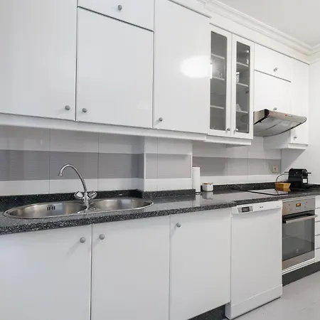 Encantador Piso Con Parking By * ヴィーゴ