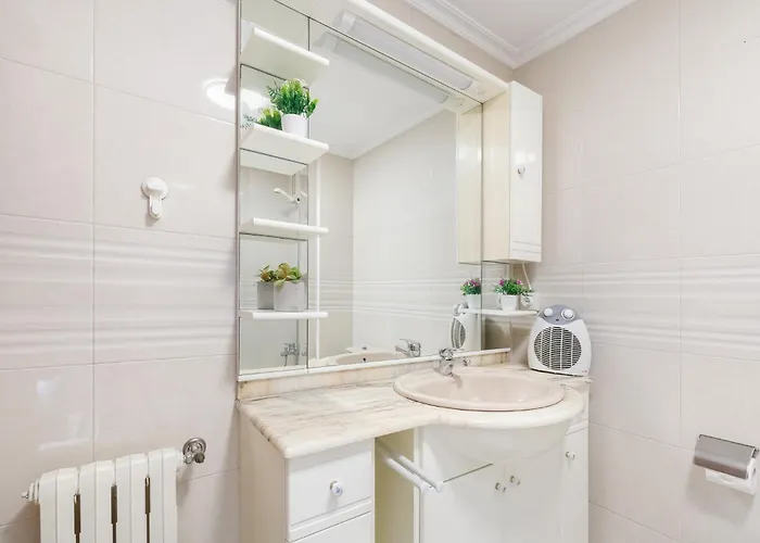 Encantador Piso Con Parking By ヴィーゴ