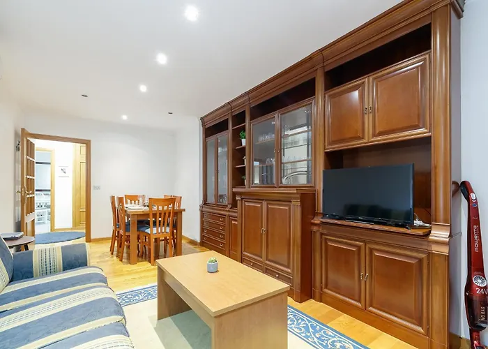 アパート Encantador Piso Con Parking By